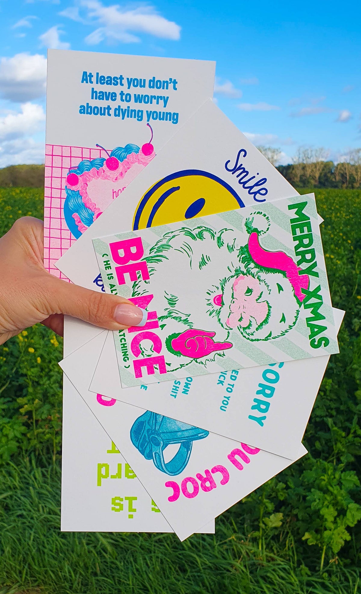 Postkarte - Be Nice he is always watching